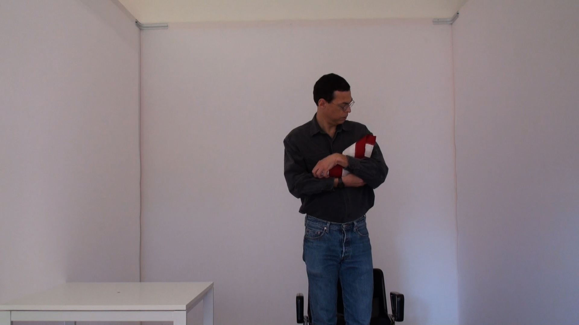 performance conversing colored cloth 4